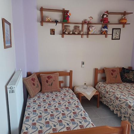 Gerakini 2Br Apt With Shared Pool Esterno foto