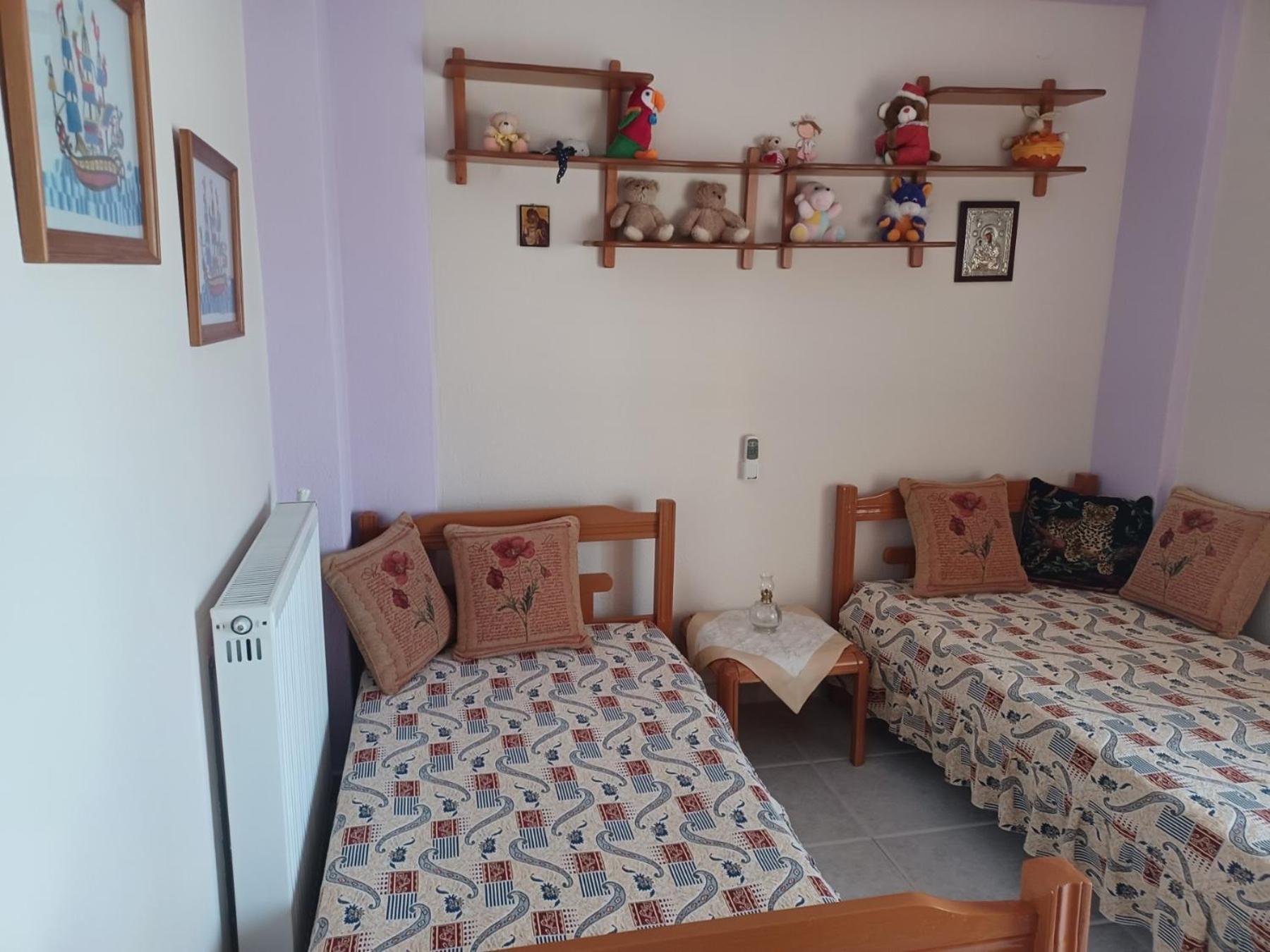 Gerakini 2Br Apt With Shared Pool Esterno foto