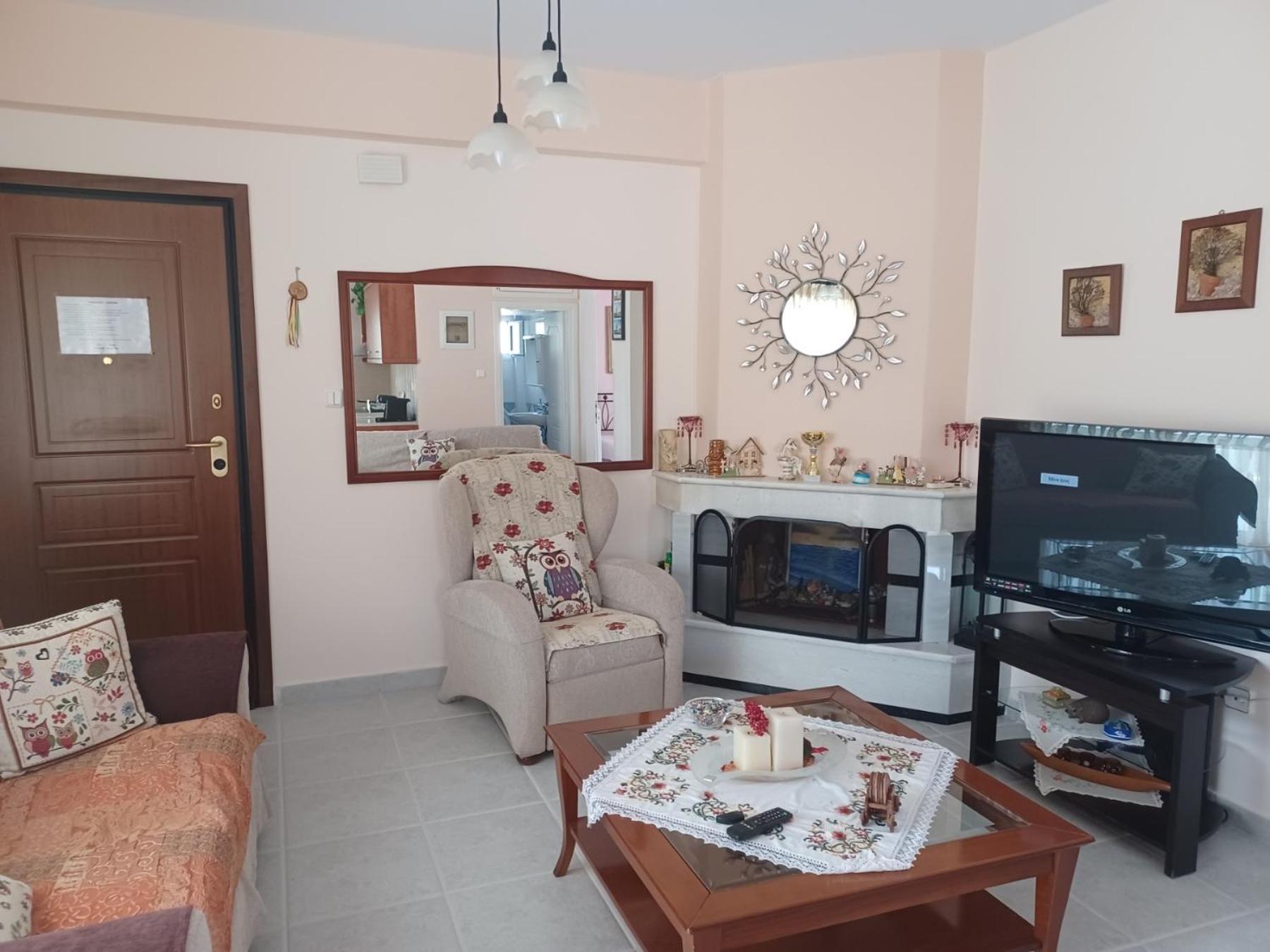 Gerakini 2Br Apt With Shared Pool Esterno foto